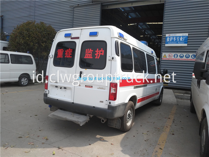 Jmc Ambulance 4